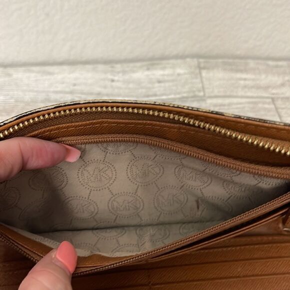 Michael Kors Zip Around Wallet - Picture 11 of 13